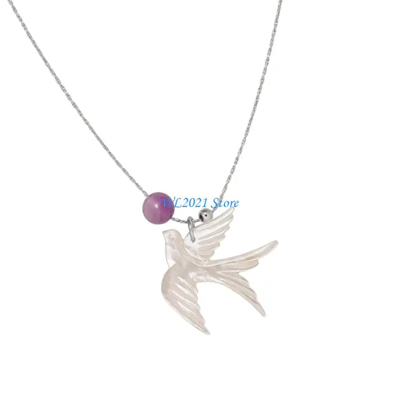 

G5GC Bird Pendant Necklace Contemporary Chinese Design Alloy Resin Neckwear Accessory