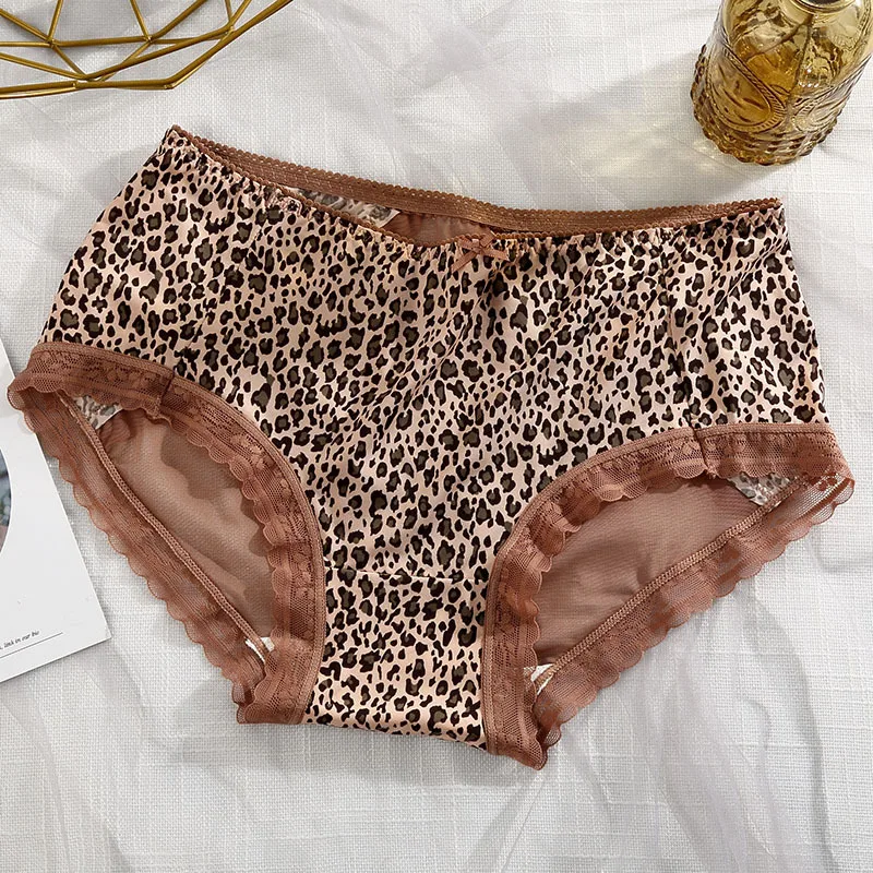 2022 Nude Seamless Leopard Print Panties Women\'s Hot Lace Underpants Transparent Mid-waist Girl Ice Silk Briefs