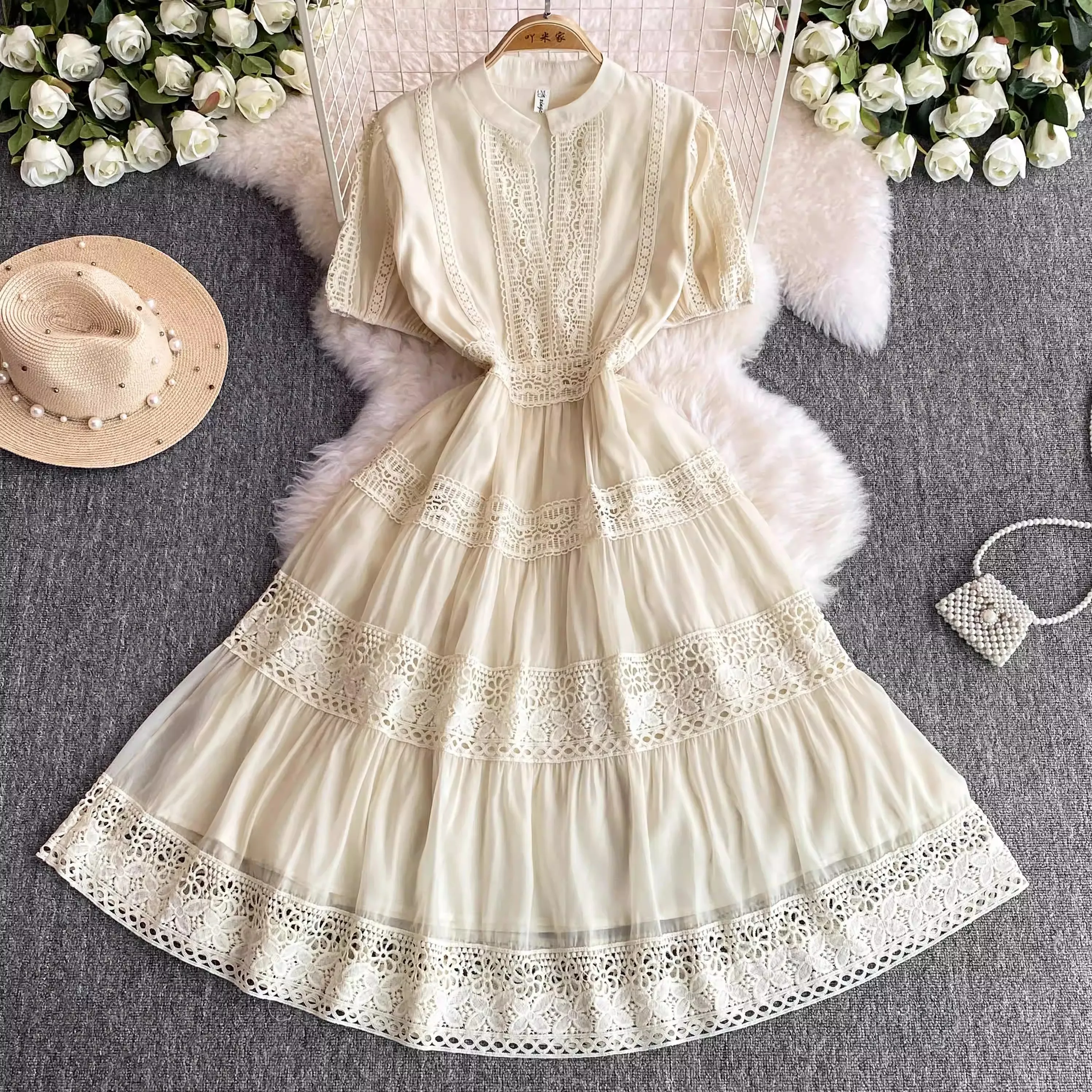 ฤดูใบไม้ร่วงภาษาฝรั่งเศสคําเย็บปักถักร้อย Hollow Out Lace Trims Patchwork ตาข่ายชุดสตรี V คอแขนสั้นชุดราตรี Vestidos