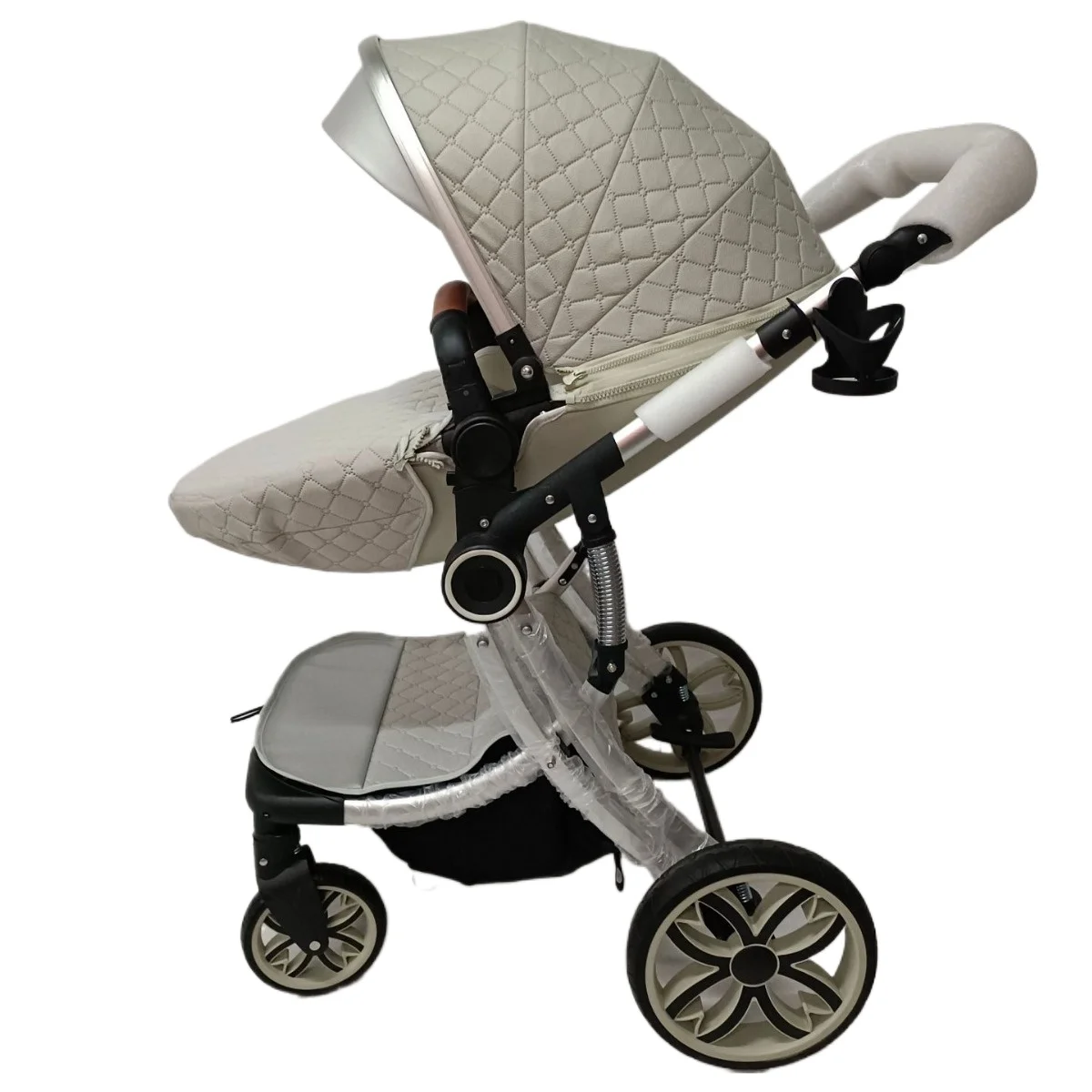 

High-view Folding Baby Stroller 2 in 1 Can Sit or Lie Down Two-way Newborn Pram Shock-absorbing Four-wheeled Baby Trolley