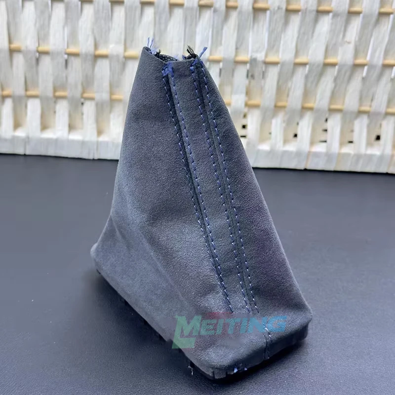 Suitable for left-hand drive automatic Audi A4 A6 C7 suede leather transmission shift lever dust cover