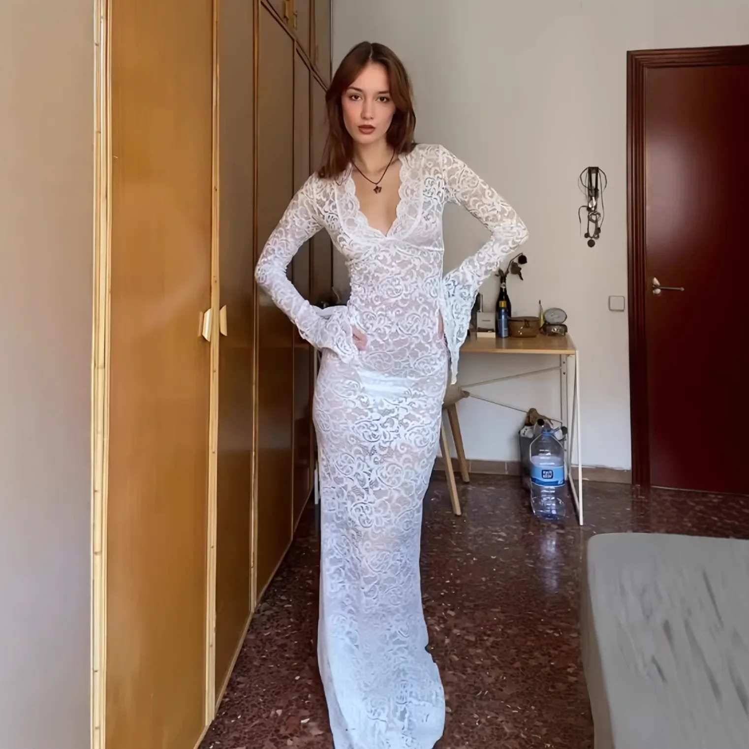 

Sexy V-Neck Lace Bodycon Dress Long Sleeve See Through Ruched Dresses Spring Summer