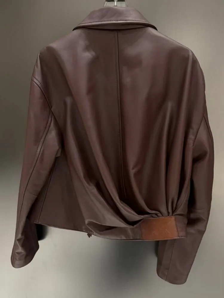 سترة مكتب للسيدات بياقة مقلوبة من الجلد الطبيعي مريحة بلون سادة من جلد الغنم وأكمام طويلة وسحاب ملابس خارجية فضفاضة