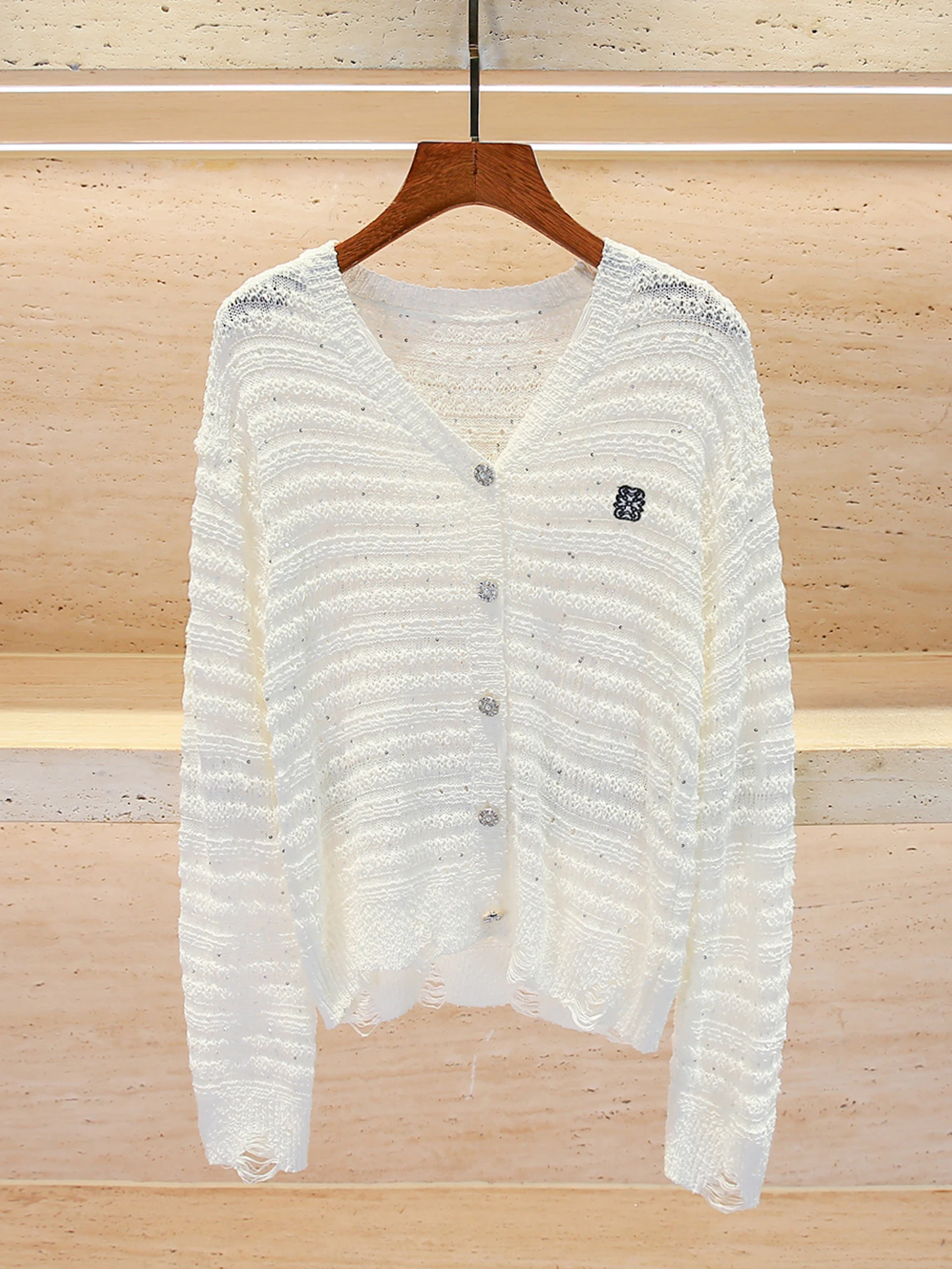 

High-End Women's Knitted V-Ne Hollow out Cardigan Top South Oil Fraance Sle Autumn Collection Breathable Comfortable