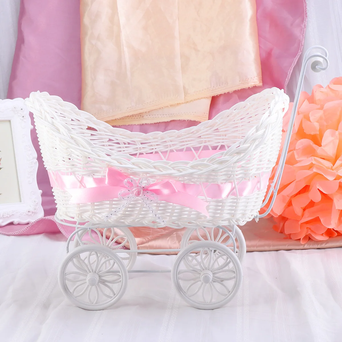 

1pc Tricycle Ornaments Mini Rattan Stroller Craft Home Decoration Gift Basket Wicker Accessories For Wedding Shower