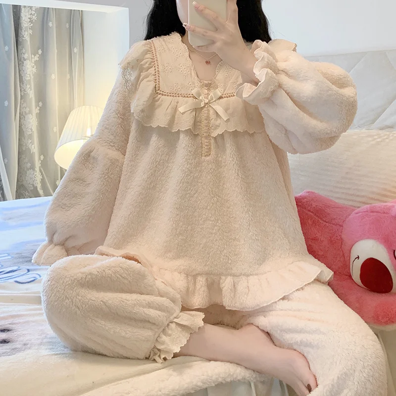 2024 New Coral Velvet Pajamas Set Female Students Autumn Winter Sleepwear Plus Velvet Padded Loungewear Lace Cute Warm Homewear