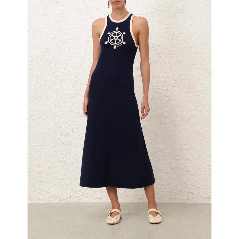 فستان ماكسي صيفي عالي الجودة باللون الأزرق الداكن على طراز الشاطئ لعام 2025 بدون أكمام برباط للنساء للعطلات