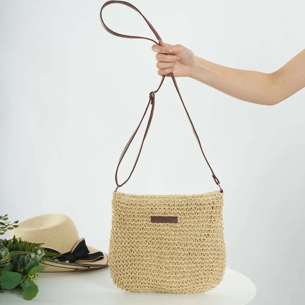 Straw Knitted Purses and Handbags Women Beige Shoulder Bags Summer Holiday Raffia Woven Side Bag Ladies Crossbody Beach Bags