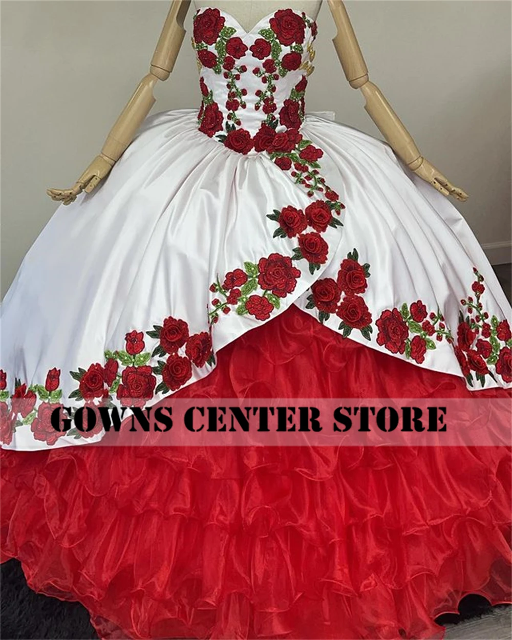 Branco cetim mexicano rosas vermelhas bordados quinceanera vestidos com arco vestido de baile vestido de aniversário laço-up querida doce 16 desse