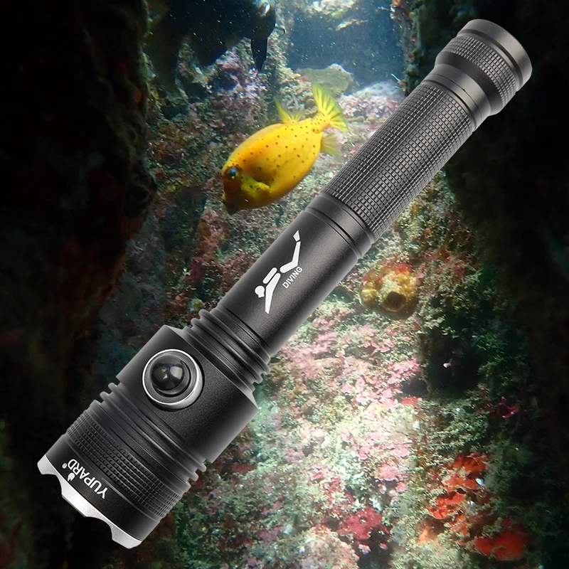 Diving flashlight P70 strong light waterproof18650  flashlight leisure diving operation search and rescue flashlight LED YUPARD