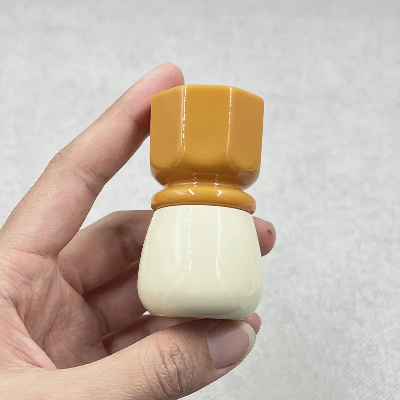 Beard Brush, Autumn Pear Cream Handle, Special Brush for Men's Shaving, Does Not Support Customization.