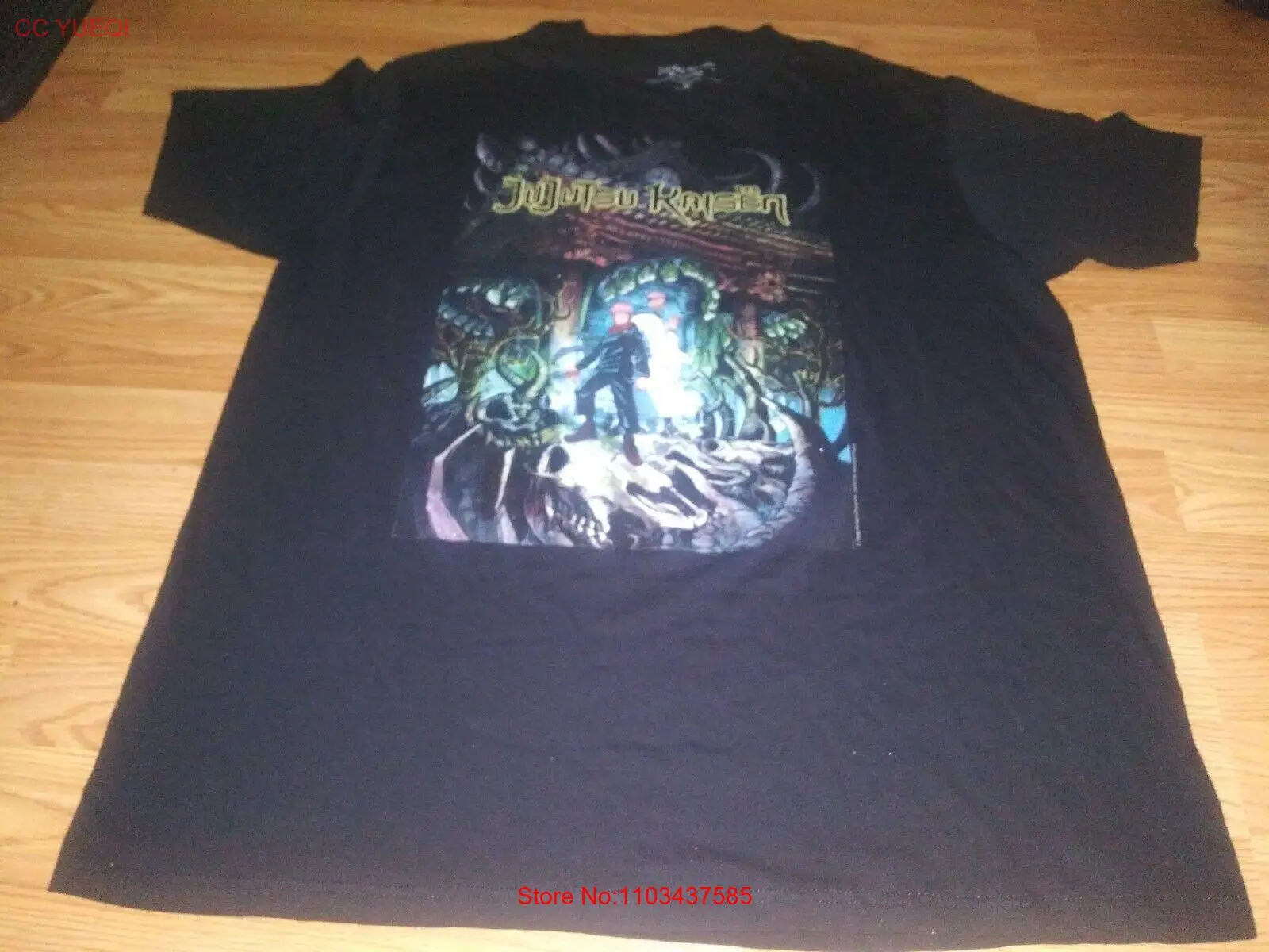 Мужская футболка с графическим принтом, в хорошем состоянии