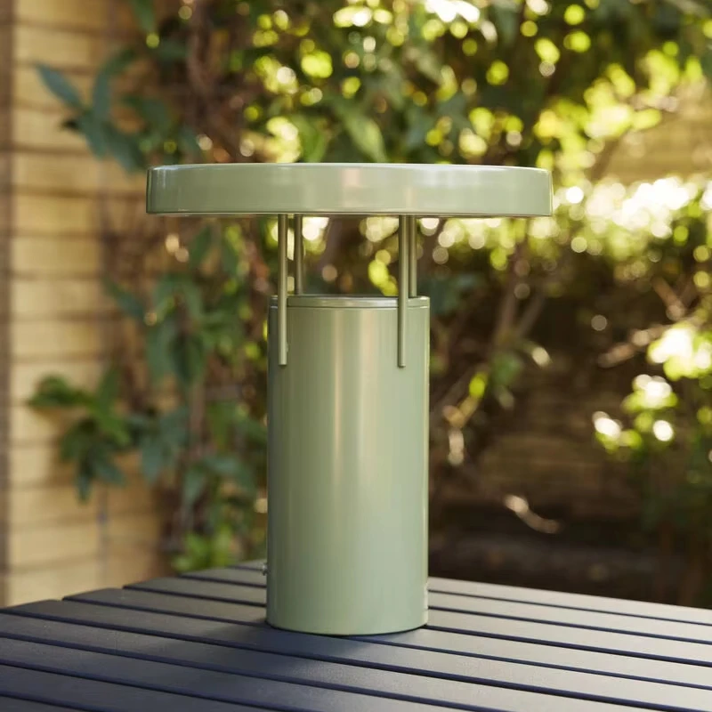 

Скандинавская простая портативная настольная лампа в стиле легкой роскоши, креативная, железная, с регулировкой яркости, для кабинета, спальни, прикроватная