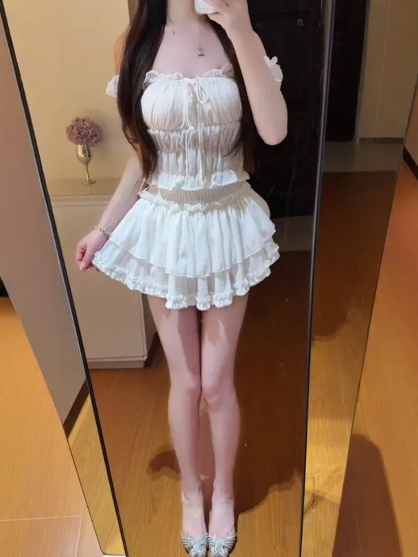 

Нежный Ветер: Уникальный комплект из топа на одно плечо и полуюбки, омолаживающий образ, готовый наряд, летний модный комплект 2026, женская одежда