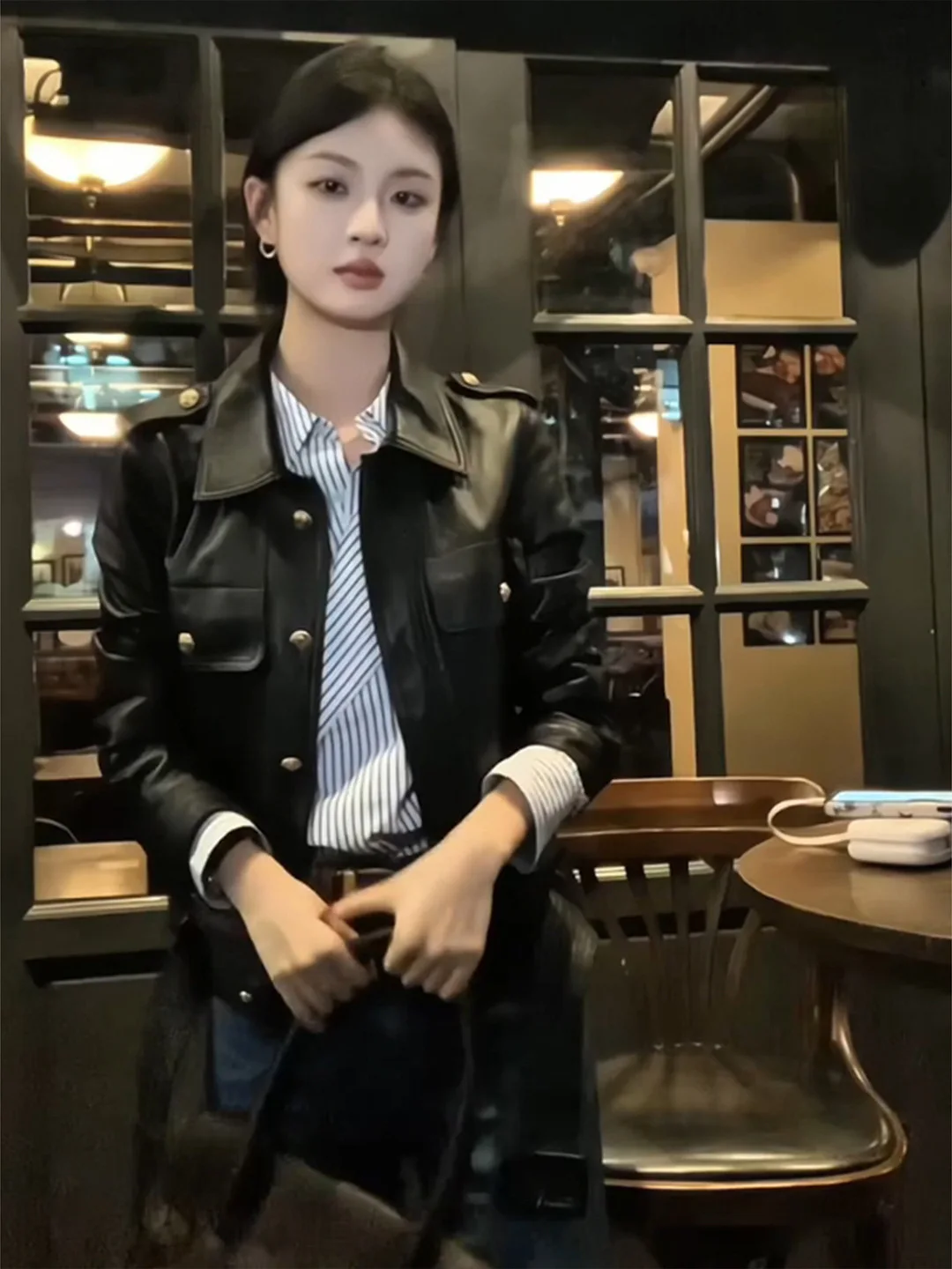 クラシックなオルトブラレザーのジャケット、女性用ファッショナブルな小さなフリップカラージャケットコート、通勤用、スタンドフィット、秋の新作...