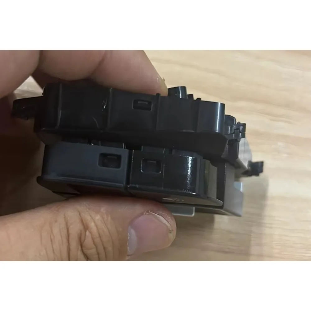 for 2021-2023 Elantra Steering Ring Right Cruise Control RV Switch Button RV and Spare Parts OEM 96720-AA180