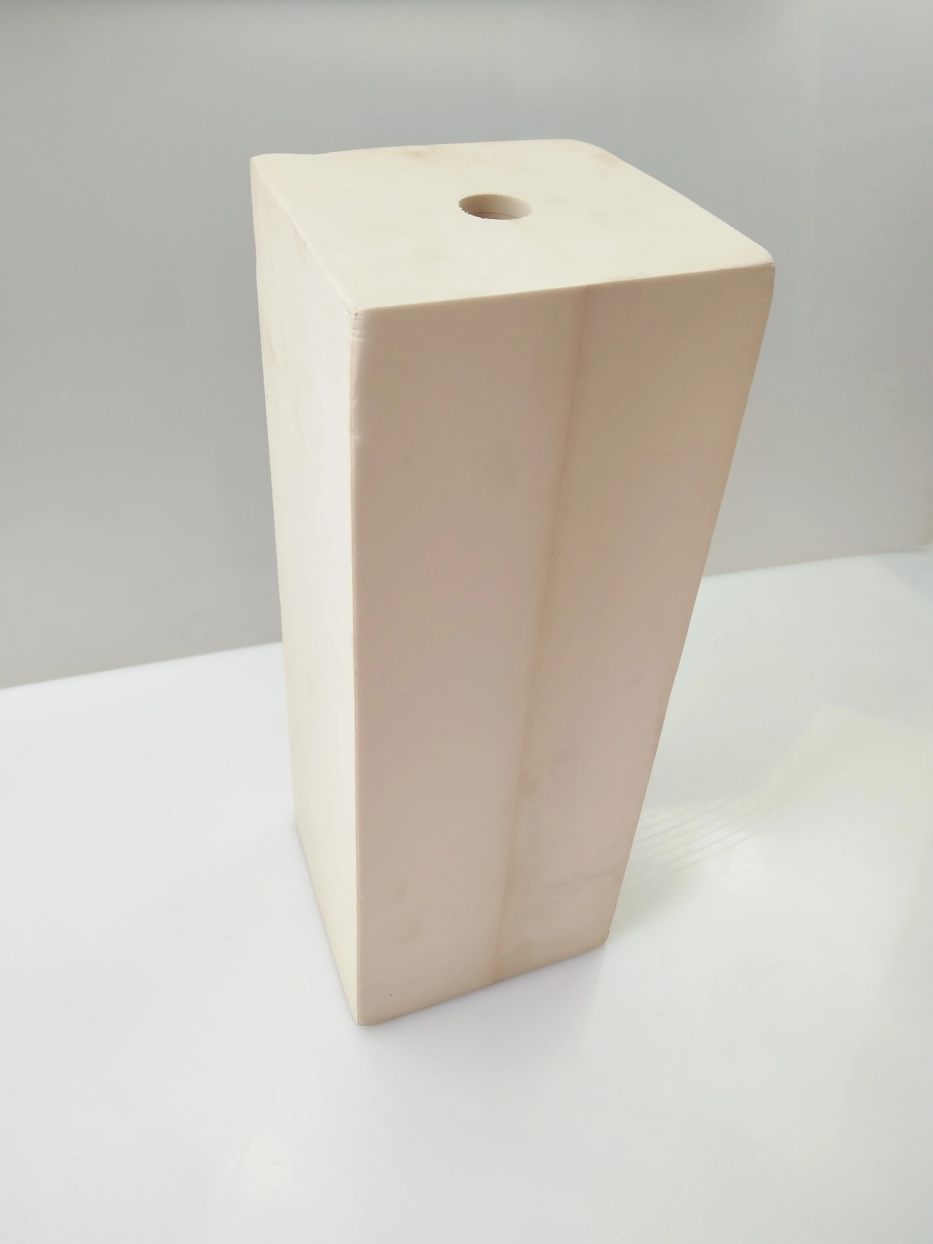 

Pull-On Knee BK Rubber and Plastic Cosmetic Foam Cover for Prosthetic Leg Artificial Limbs BKFC-6P18RP