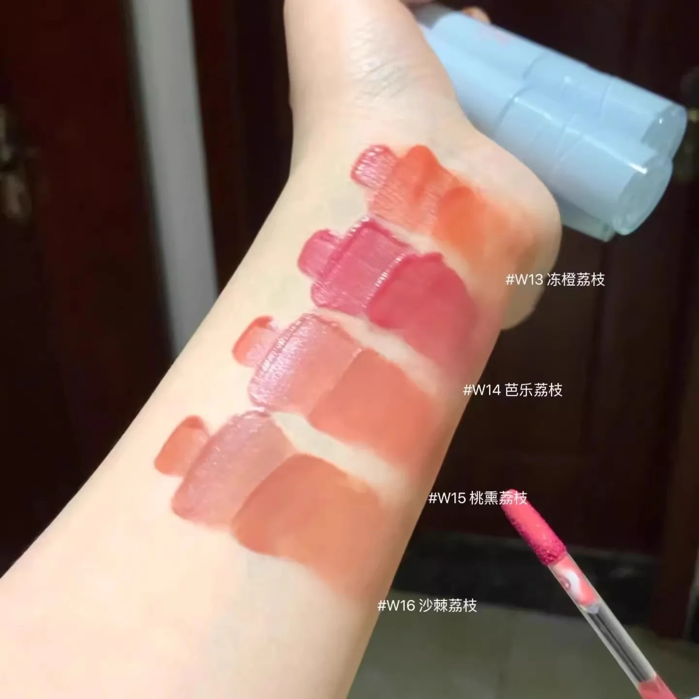 INTO YOU – vernis à lèvres brume d'eau, brillant à lèvres, rouge à lèvres velours mat, teinte rouge imperméable, cosmétiques de beauté