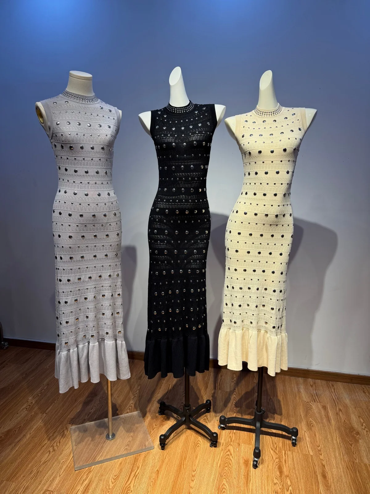 2026 Women Sexy New Sleeveless O Neck Beading Diamonds Black Dress Party Costume Bar Nightclub Stage Performance Clothing