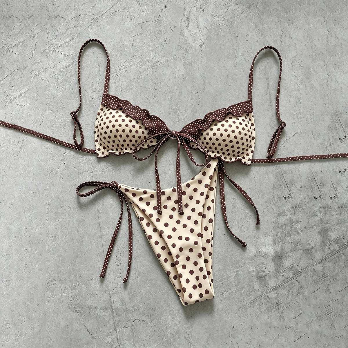 Push-Up-Bikinis 2026 Sexy Damen-Badeanzug Bademode Weibliches Mikro-Bikini-Set Biquini Badeanzug mit Rüschen Schwimmanzug Strandkleidung