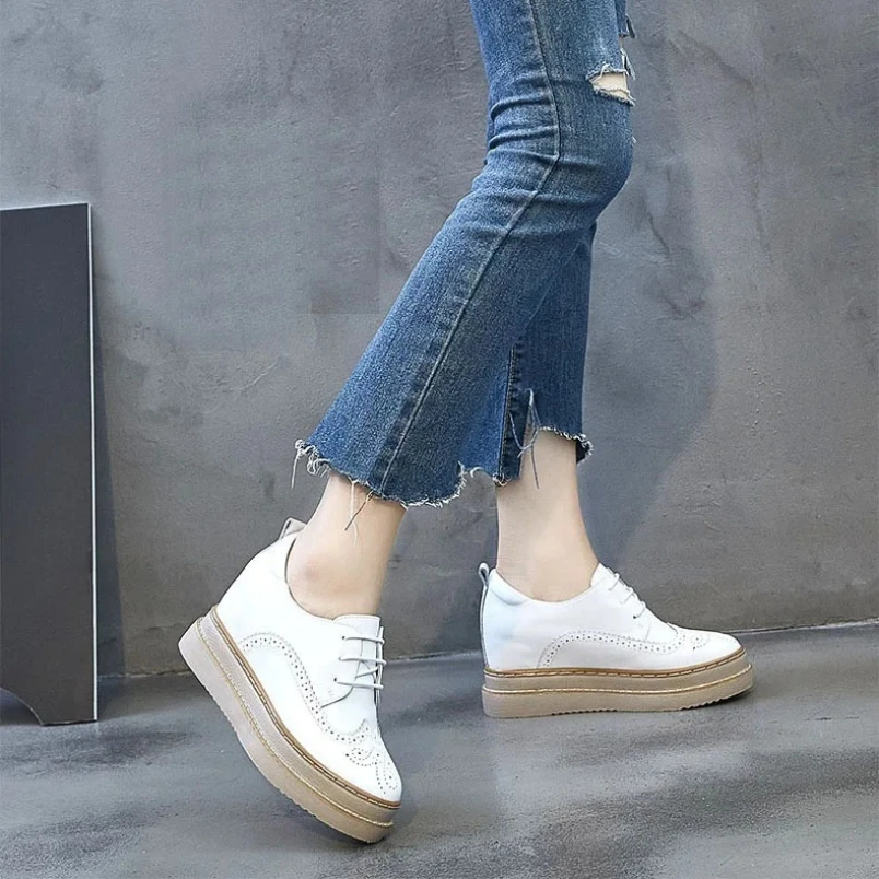 

2025 Women Shoes Loafers Leisure Women Genuine Leather Shoes Moccasins Lace Up Retro Round Toe Loafers Black Flats