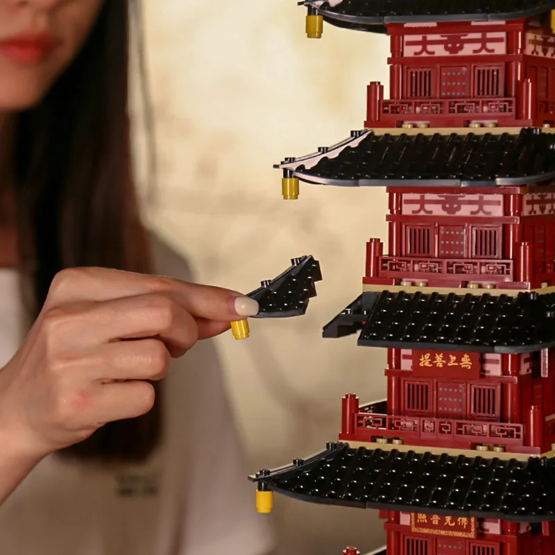 Creative จีนซูโจวโบราณประวัติศาสตร์สถาปัตยกรรม Building Block วัด Hanshan Pumin Tower ก่อสร้างอิฐของเล่น
