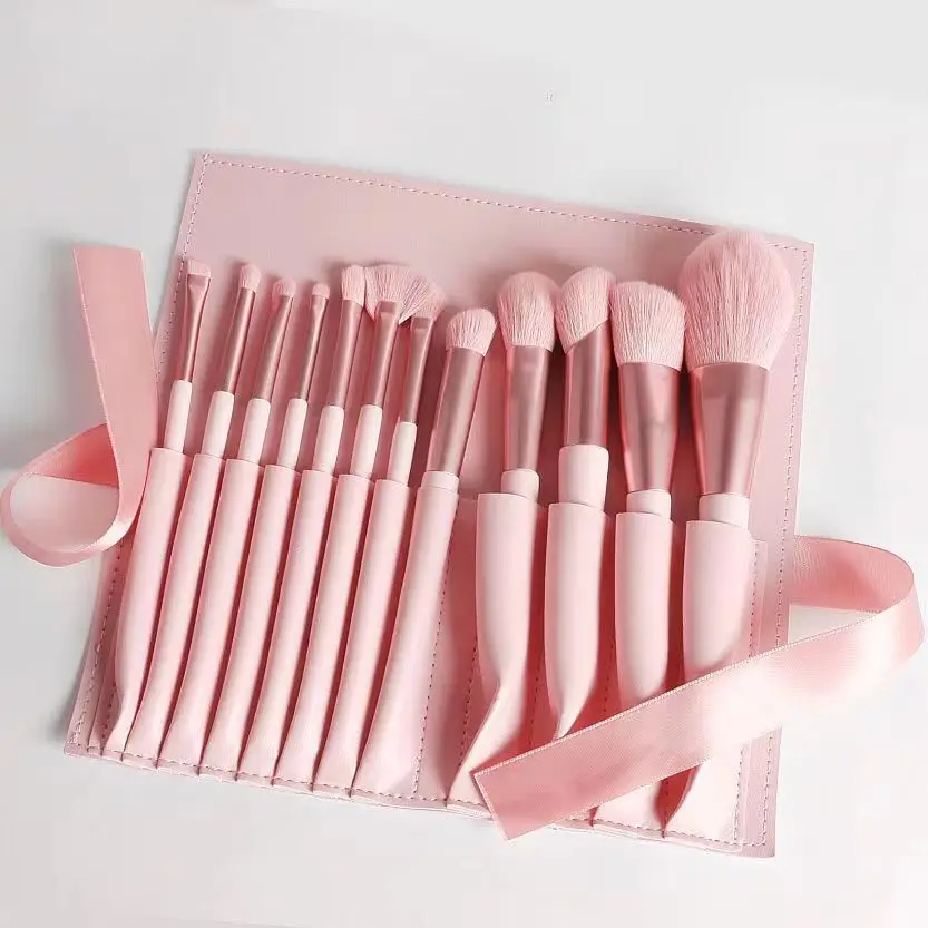 Set di pennelli per trucco ultra morbidi da 12 pezzi per principianti, kit ombretto e fard in polvere tutto in uno, strumenti cosmetici essenziali