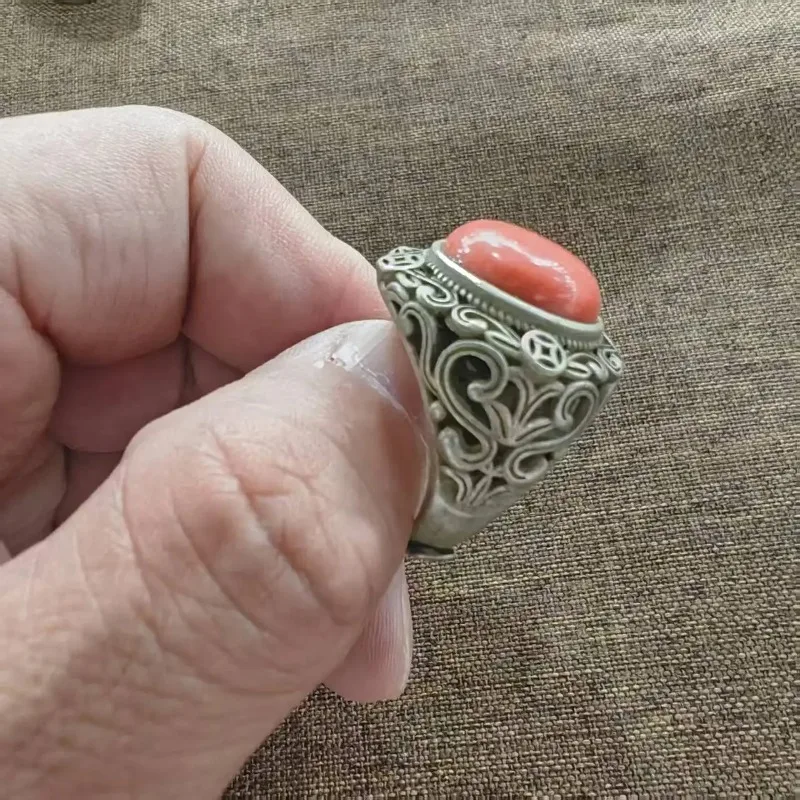 Retro Boho Ethnic Open‑Band Adjustable Ring Unisex Openwork Scroll Engraved Oval Imitation Coral Cabochon Tribal Finger Ornament