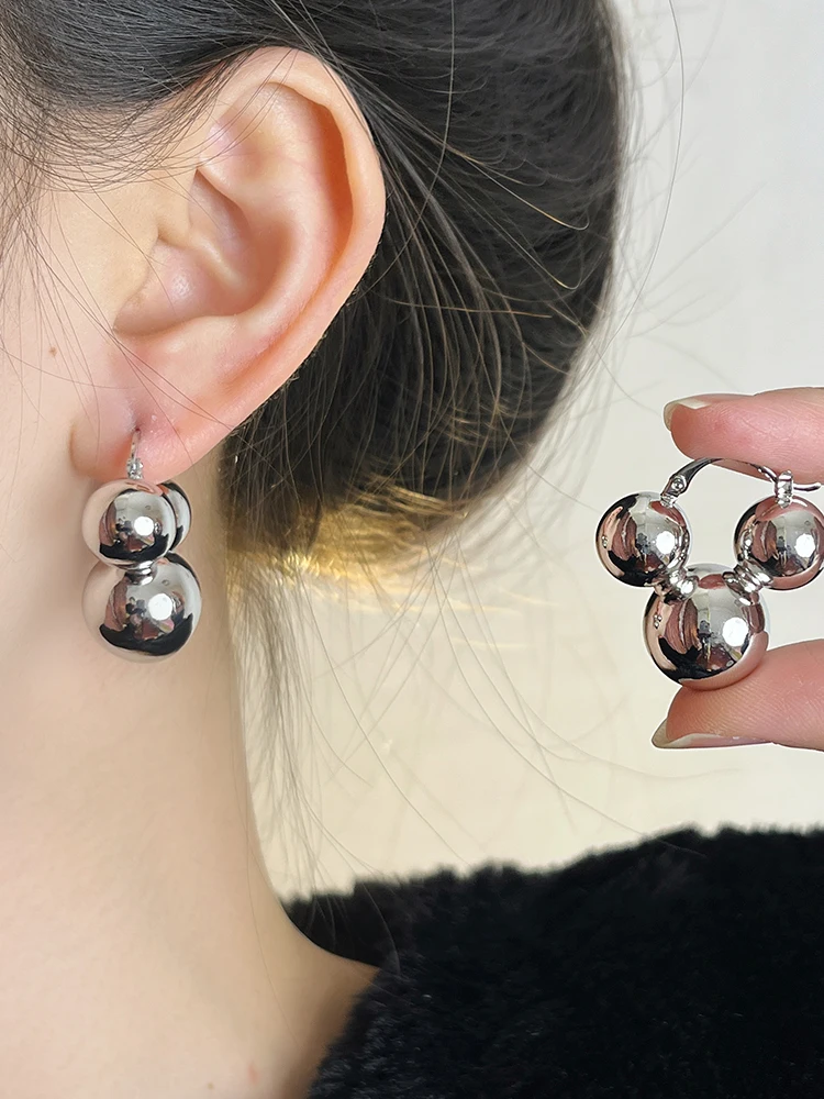 

Vintage Polished Sphere Ear Clips Studs Unique Design Premium Earrings Women's Popular Metal Earrings Jewelry