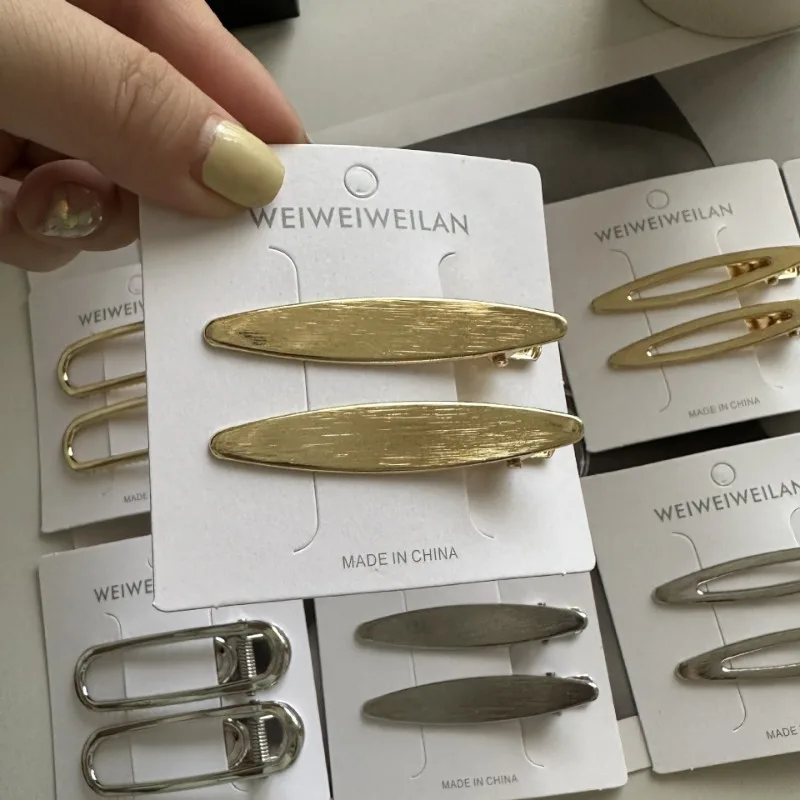 2-teiliges Set Gold- und Silberfarbene Legierung Einfarbige Ausgehöhlte Haarspangen Haarnadeln für Frauen Haaraccessoires Kopfschmuck – Detail 4