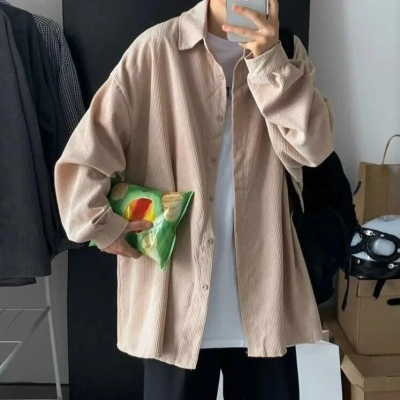 Camisa informal de manga larga para hombre, ropa de abrigo de pana de aspecto resistente de estilo coreano, combina con todo, estilo de Hong Kong, primavera y otoño