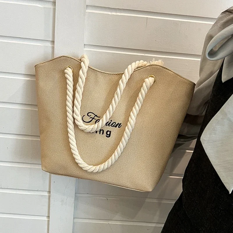 

High End Handbag for Women, 2025 New Trendy and Fashionable Shoulder Bags, Large Capacity Commuting Handbag Tote