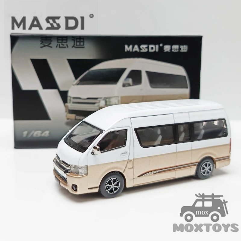 MASDI 1:64 Hiace H200 coche modelo fundido a presión de oro blanco TYT3800