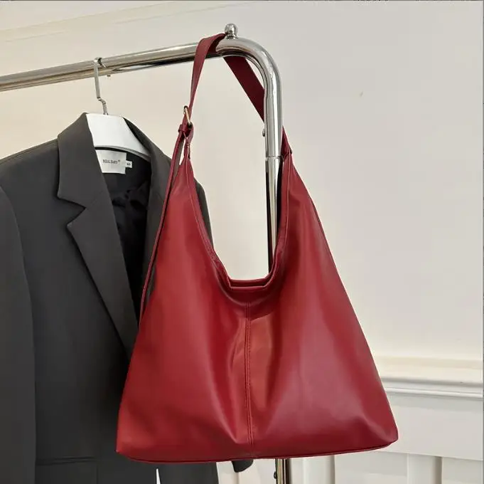 

Модные повседневные женские сумки из мягкой искусственной кожи, однотонные женские сумки на плечо большой вместимости, сумка-тоут в стиле ретро для поездок на работу и покупок