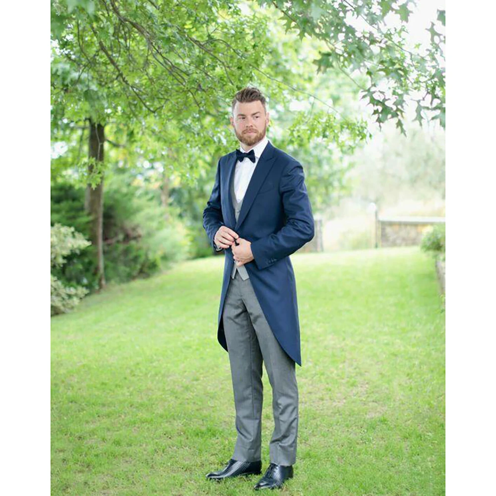 

Gentlemen Tuxedo High-end Men Suit Slim Fit Peak Lapel 3 Pieces(Jacket+Pants+Vest) Male Formal Wedding Party Set