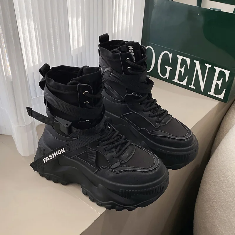 Moda donna Chunky Platform stivali da moto bianco Lace Up scarpe con fondo spesso donna autunno inverno caviglia 2023