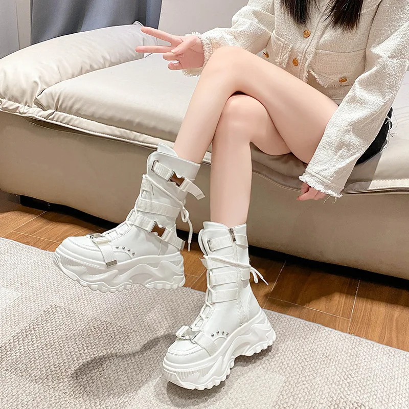 Trend Punk Wind Locomotive Boots Womens Winter New Niche Design Sense Thick Bottom Heightening Fashion Boots Medium Tube Boots - view 4