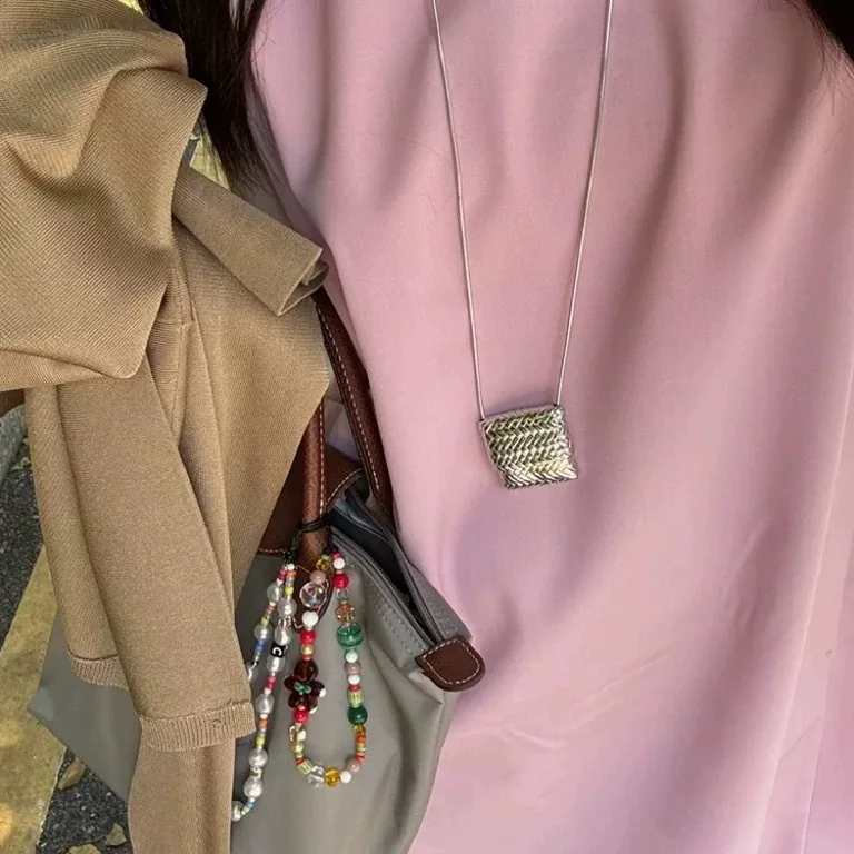 Statement Heavy Metallic Long Necklace For Women Personality Chains Luxury Bag Design Pendant Runway Jewelry