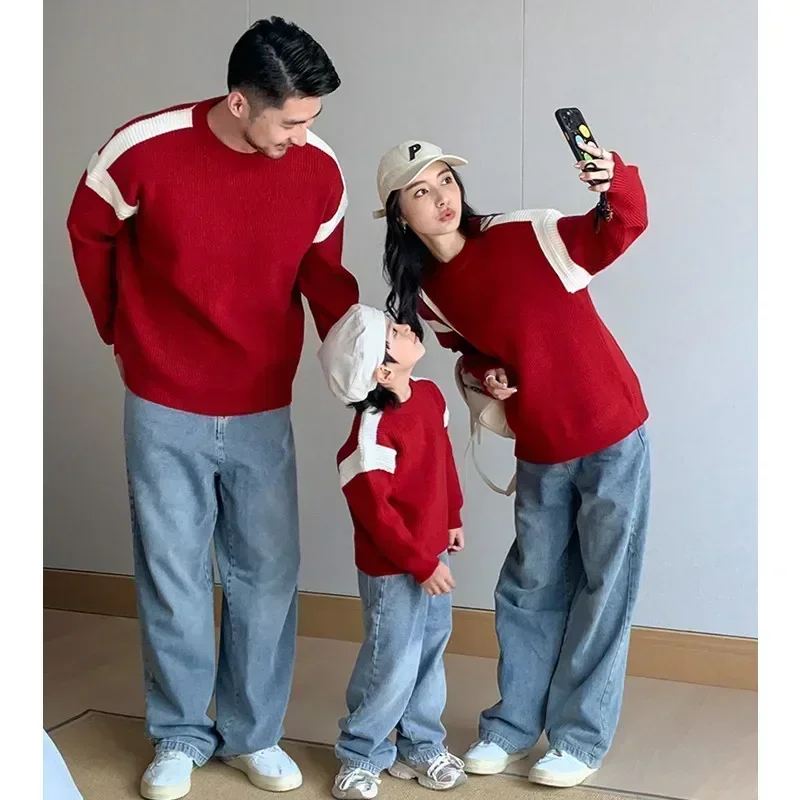 2024 New Year Father and Son Matching Family Christmas Party Red Costume Sweater Mother and Daughter Fashion Knitted Kids Outfit