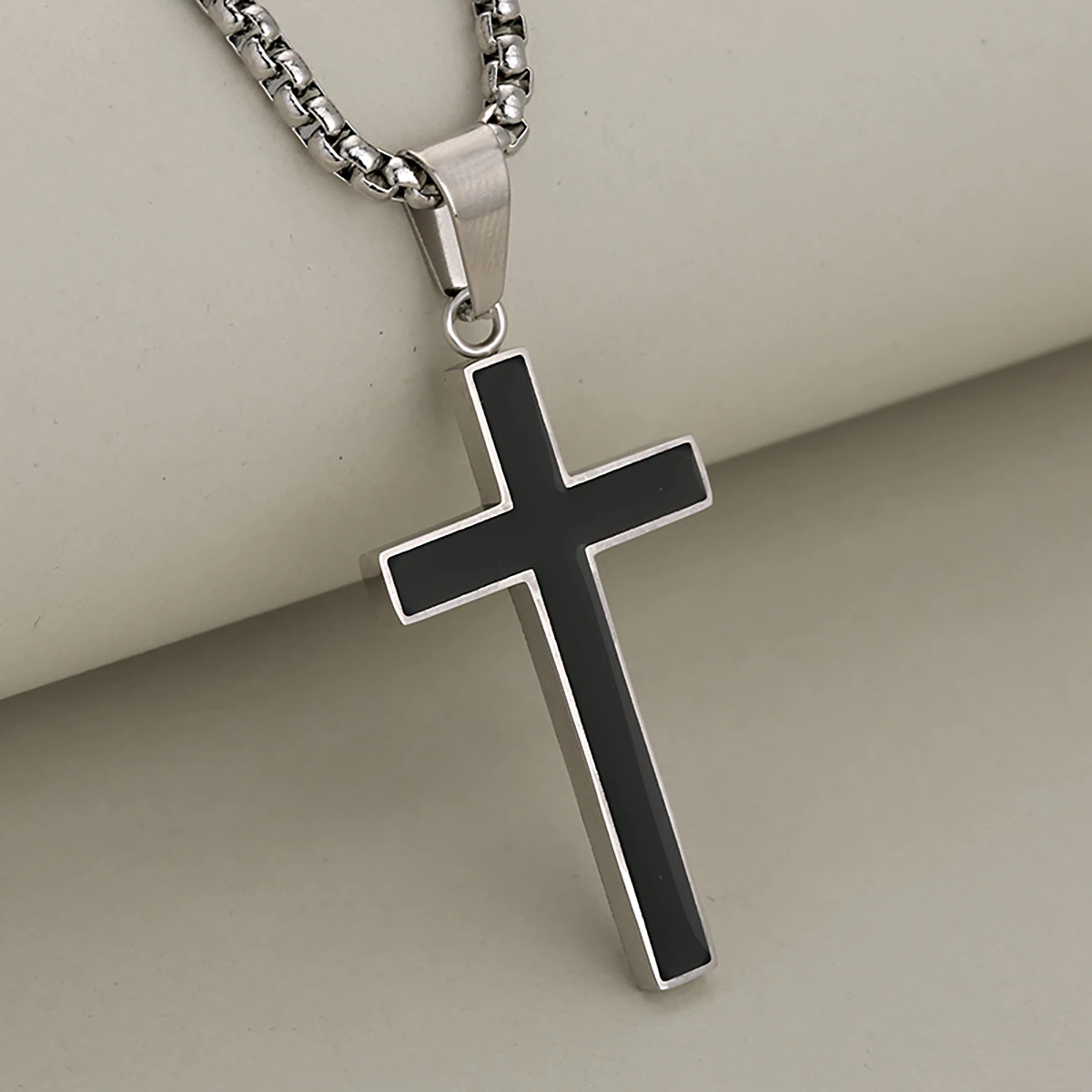 Collares con colgante de cruz con estilo para hombres y niños, collares cruzados de acero inoxidable negro, regalos de joyería de oración Punk geniales