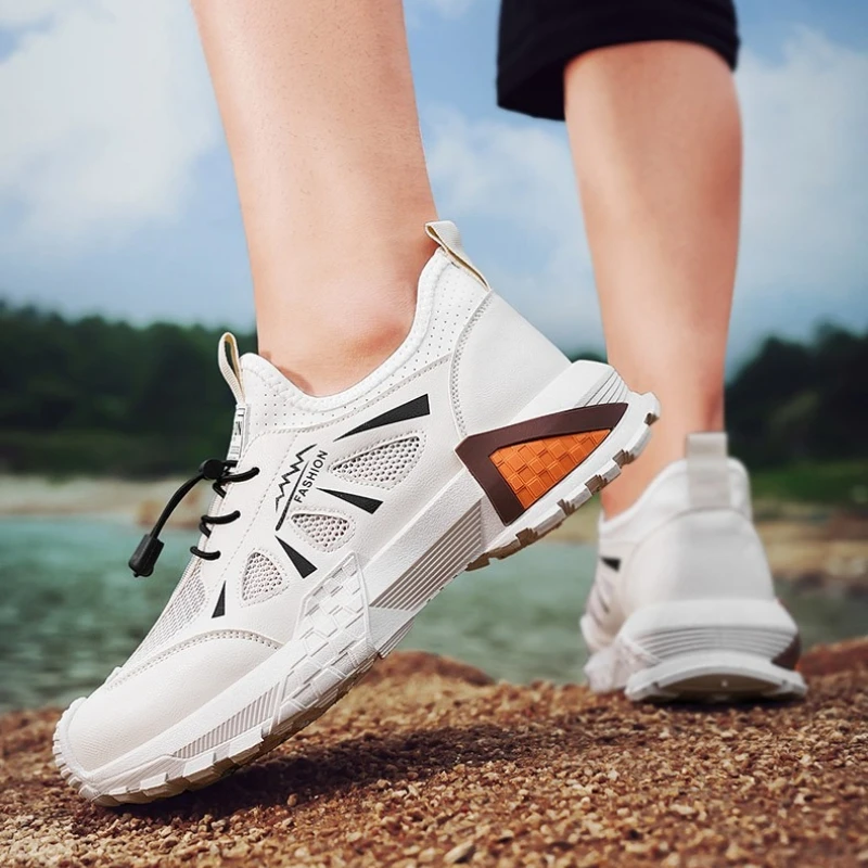 

New Trendy and Versatile Outdoor Color-blocking Lightweight Hollowed-out Hiking Breathable Lace-up Casual Sports Mesh Shoes