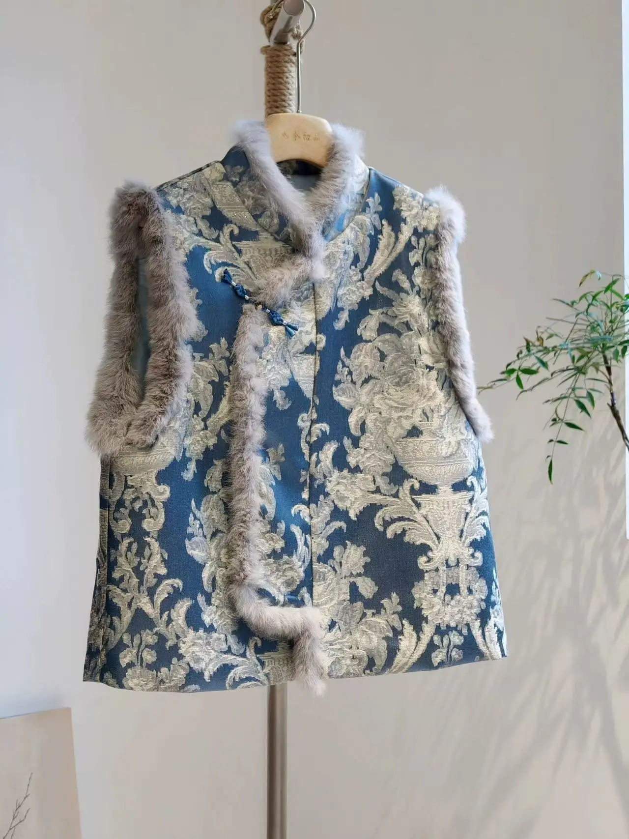 Uui mao novo casaco estilo chinês novo brocado jacquard herança cultural intangível colete jaqueta sem mangas pele de coelho