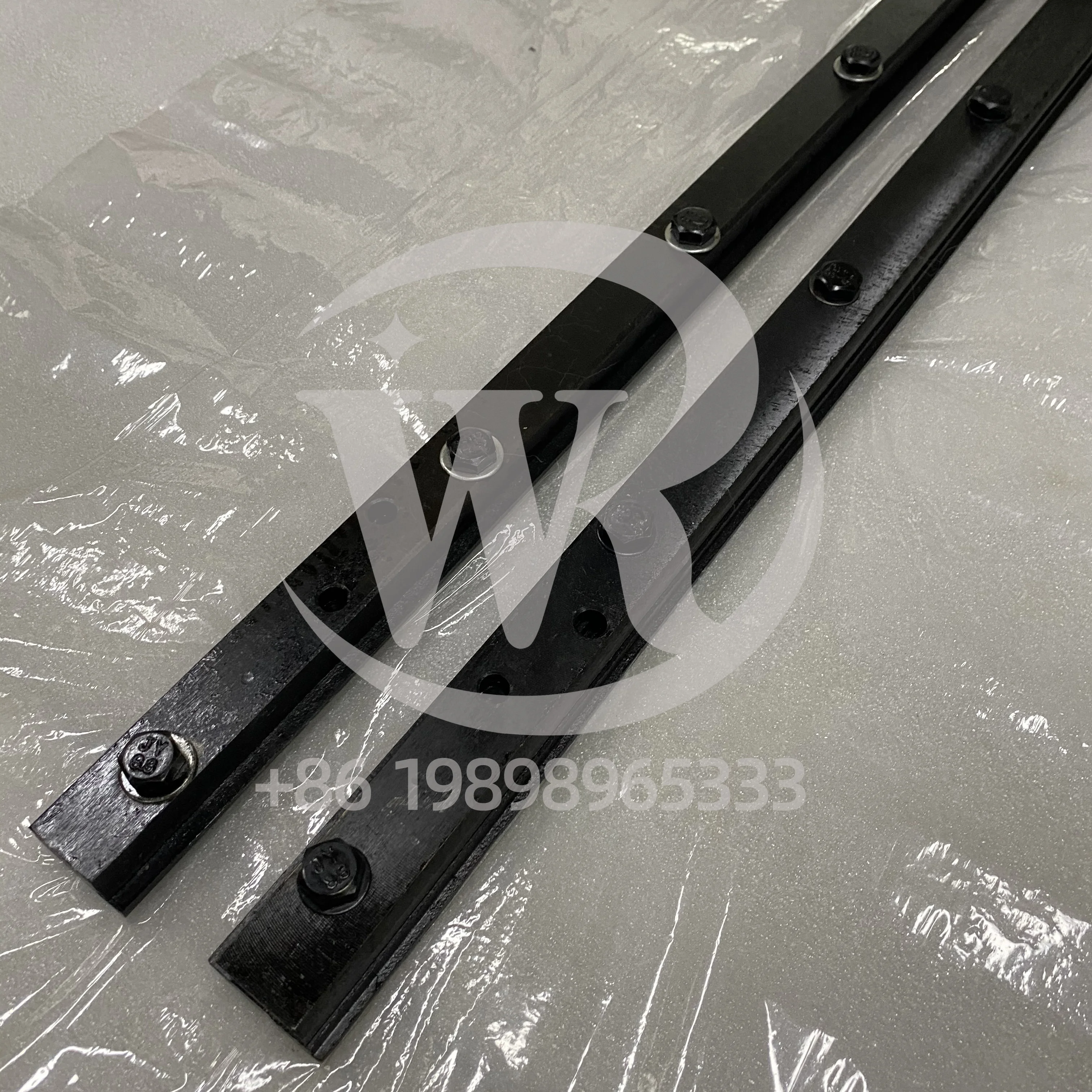 

Комплект зажимов для полотна SM52 (M2.006.002F, M2.006.003F) для запчастей Heidelberg