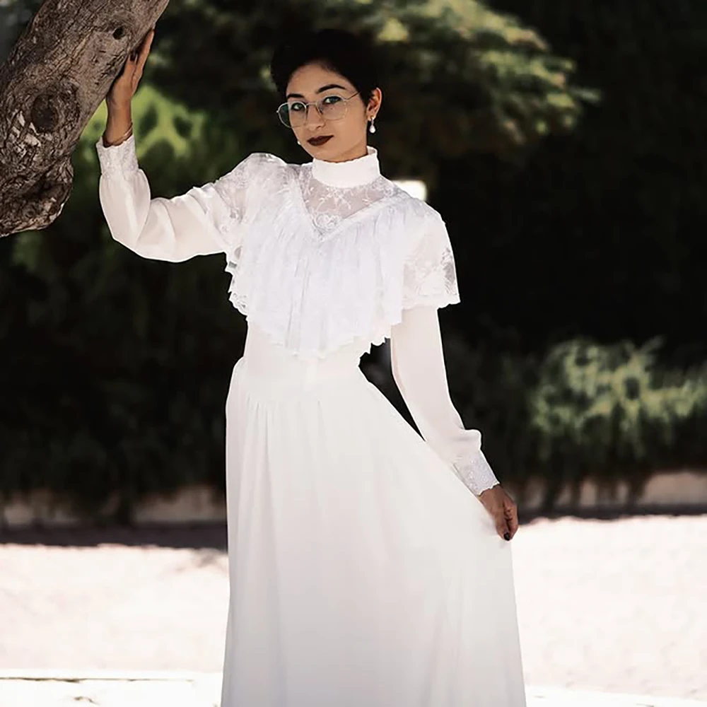 Customized Vintage Turtleneck Cosplay Bridal Dress Regencycore Chiffon A Line Retro Long Sleeves Classic Victorian Wedding Gown