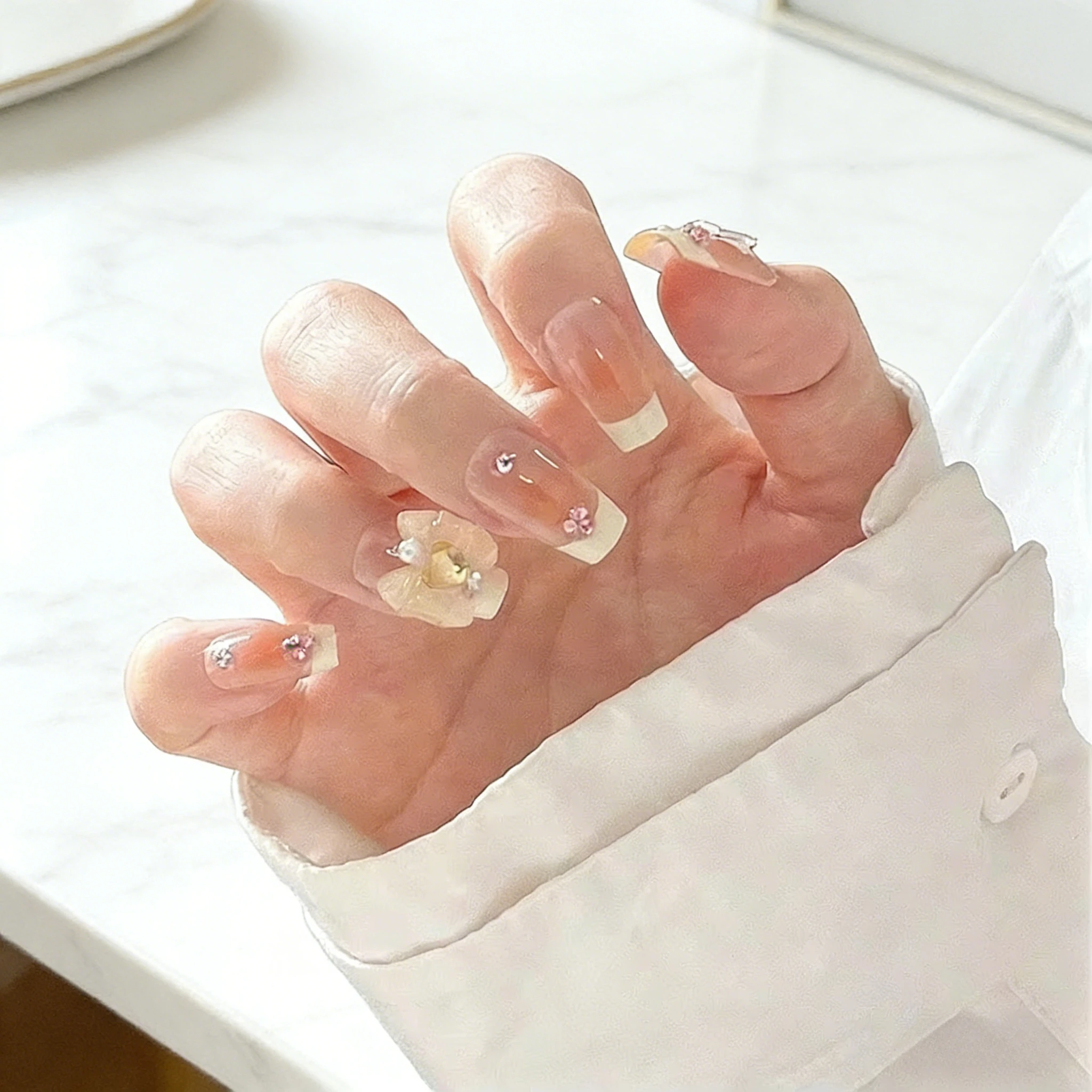 

24 шт. нежных розовых французских накладных ногтей Wendy Princess, многоразовые, с клеем-желе, для женщин, на каждый день, для вечеринок и свиданий