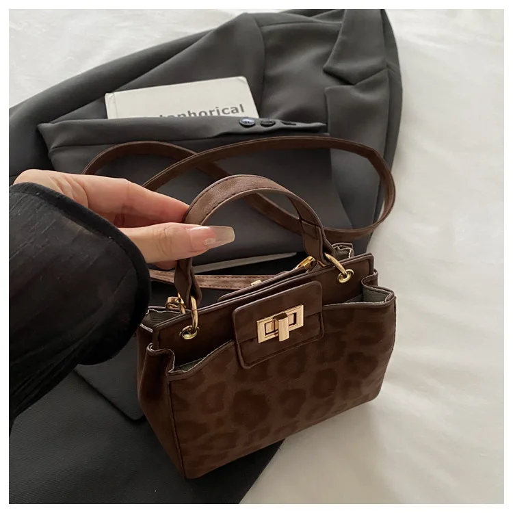Schicke Bankett-Umhängetasche mit Leopardenmuster, stilvolle Damen-Einkaufstasche, Retro-Schloss-Handtasche, Schulter- und Unterarmtasche für den täglichen Gebrauch von Frauen – Detail 31