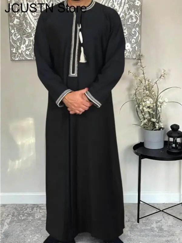 Nuovi uomini musulmani manica lunga pullover abito Abaya Daffah Jubba Thobe Pakistan arabo saudita caftano Islam abbigliamento preghiera abito afghano