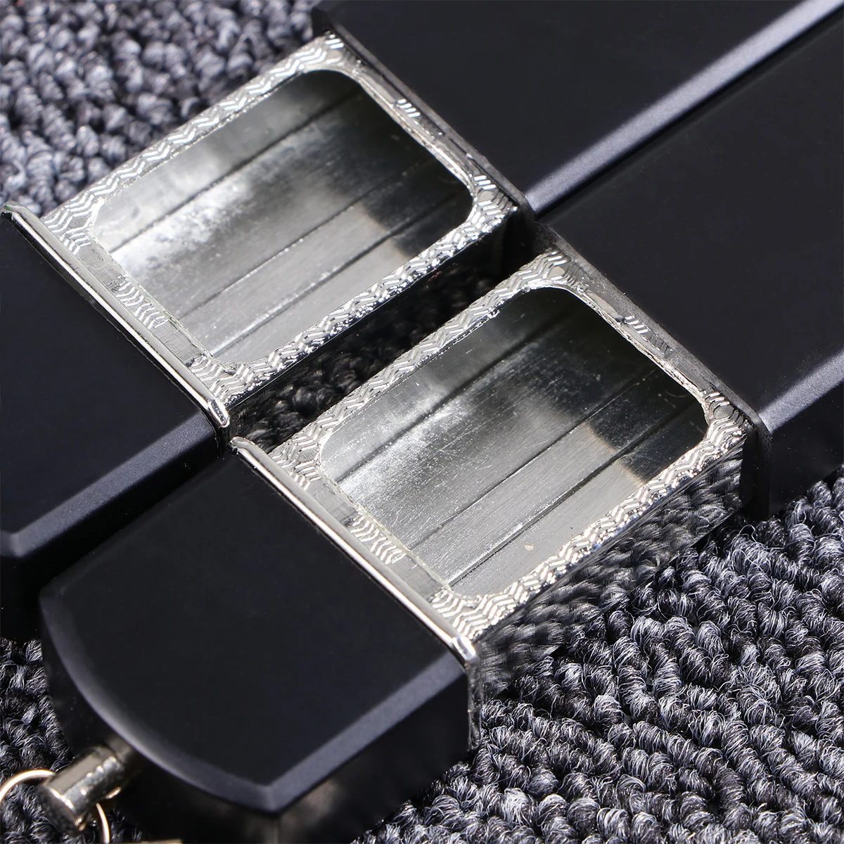 

2 PCS Keychain Ashtray Premium Portable Pocket Mini Ashtray for Car Travel Hiking Kayaking Key Smoke Holder Easy for Non