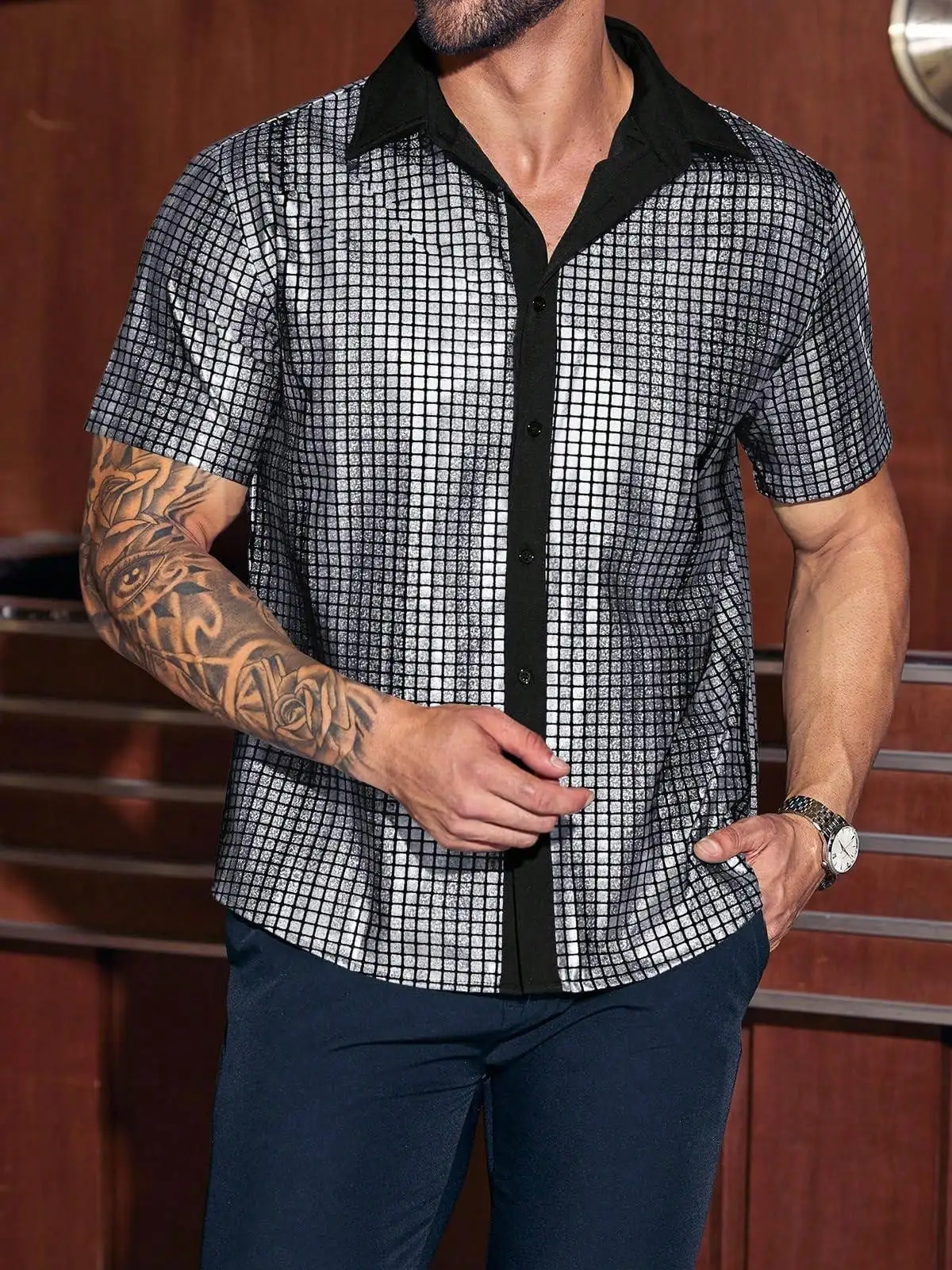 

Men's Metallic Grid Pattern Short Sleeve Button Down Shirt for Party