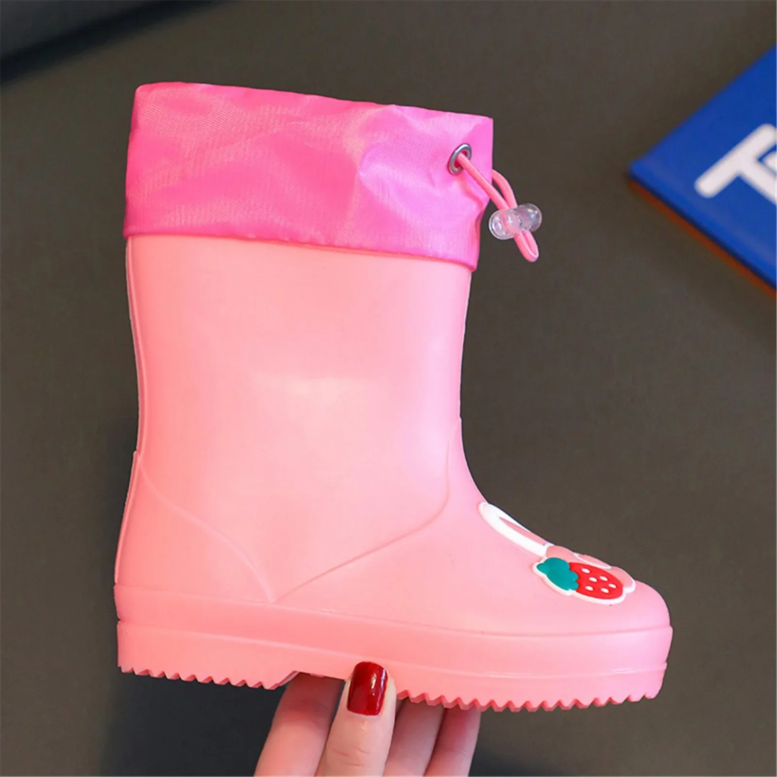 Lightweight Rubber Non-Slip Rain Boots Kids High Quality Waterproof Rain Shoes Baby Boys Girls Water Shoes Children Rainboots